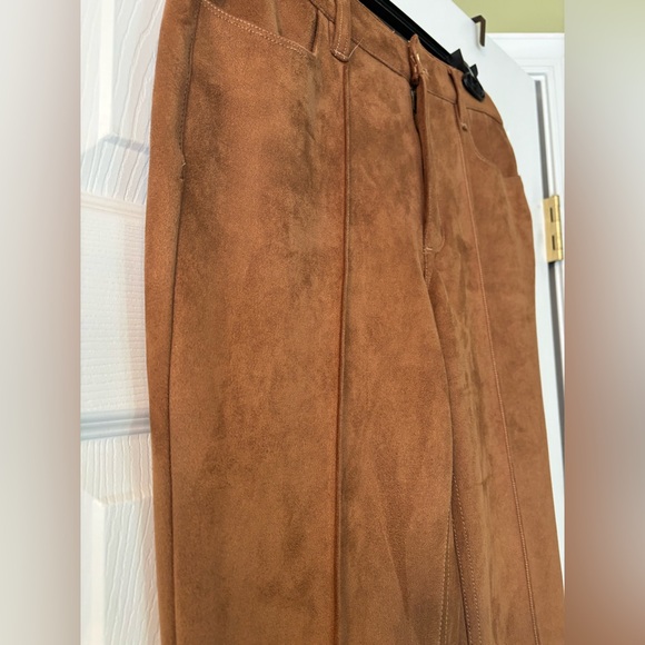 Anne Klein Faux Suede Pants Size 6 EUC - Picture 2 of 8